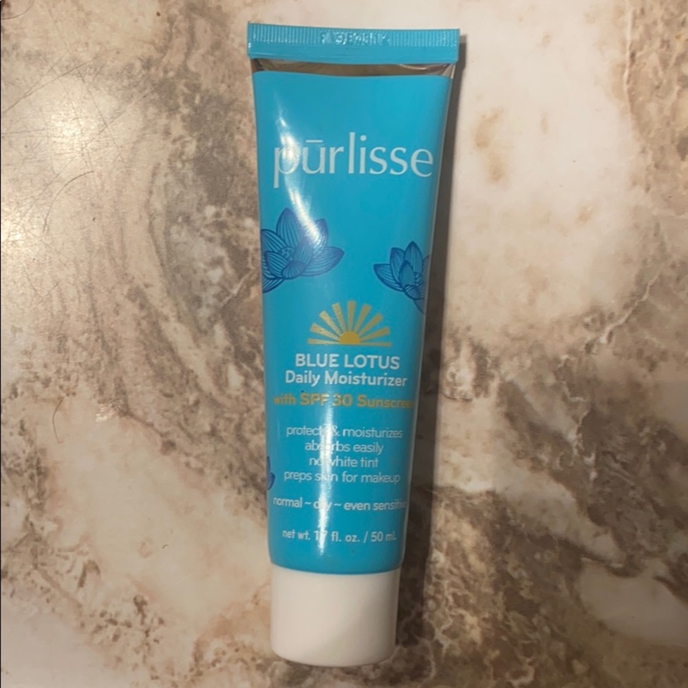 Pūrlisse Blue Lotus daily Moisturizer